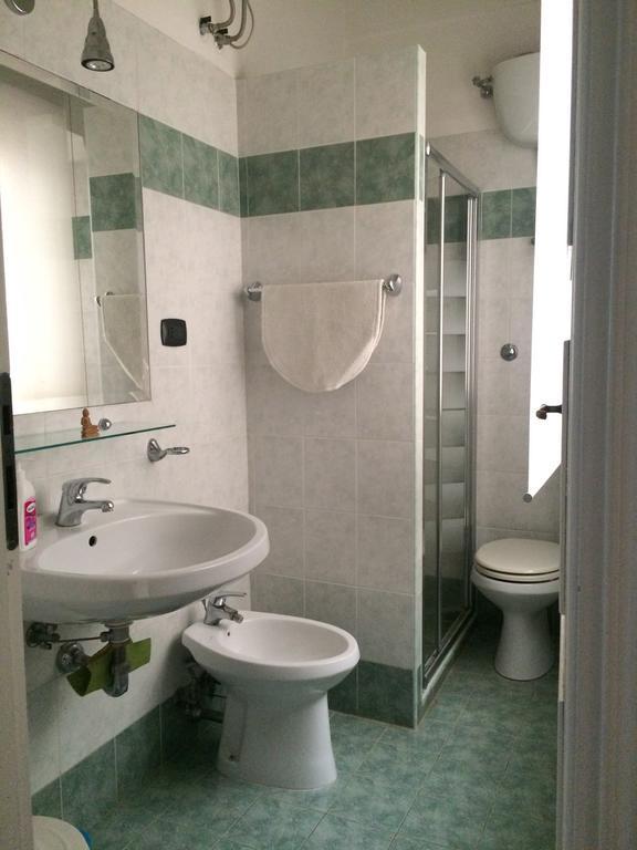 B&B Viale Dei Colli Portuensi 589 โรม ห้อง รูปภาพ